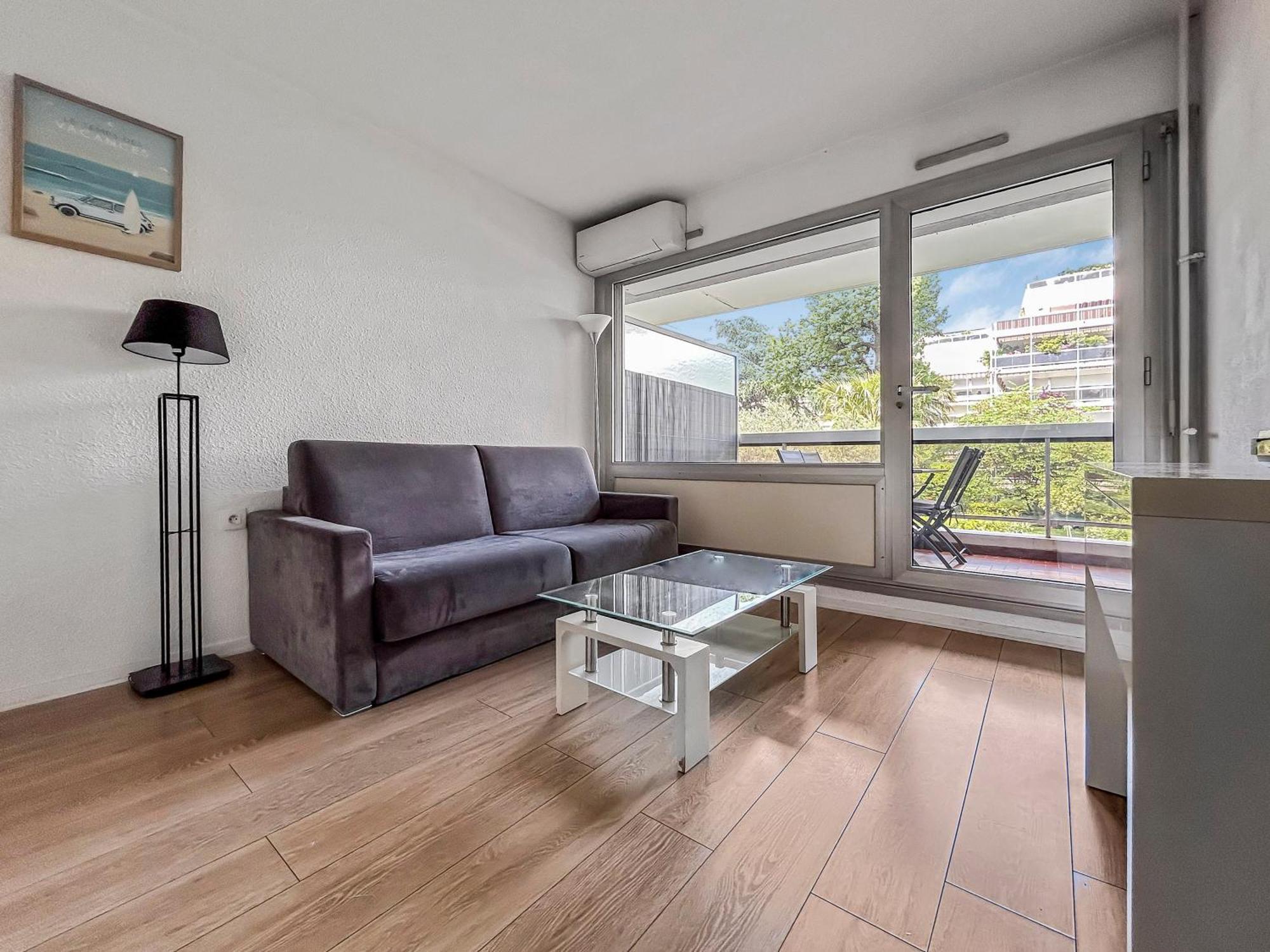 Joli Studio 4Pers Piscine Tout Confort Juan-les-Pins Luaran gambar